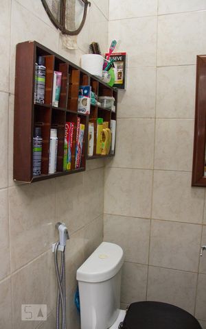 Casa à venda com 65m², 2 quartos e sem vagaBanheiro