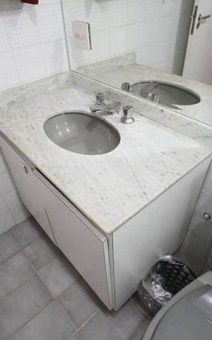 Apartamento à venda com 70m², 2 quartos e 2 vagasBanheiro
