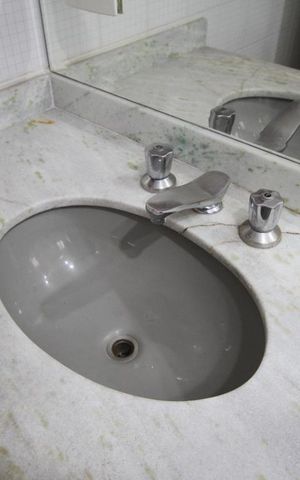 Apartamento à venda com 70m², 2 quartos e 2 vagasBanheiro