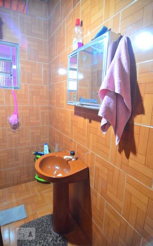 Casa à venda com 495m², 5 quartos e 5 vagasBanheiro 2