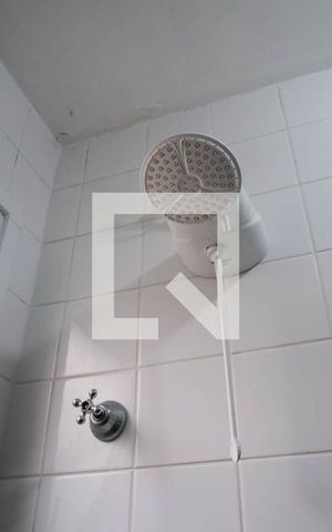 Apartamento à venda com 55m², 2 quartos e 1 vaga Apartamento à venda com 55m², 2 quartos e 1 vagaBanheiro