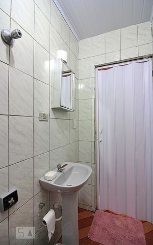 Casa à venda com 187m², 4 quartos e 3 vagasBanheiro de Serviço