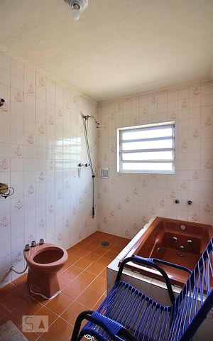 Casa à venda com 187m², 4 quartos e 3 vagasBanheiro da Suíte