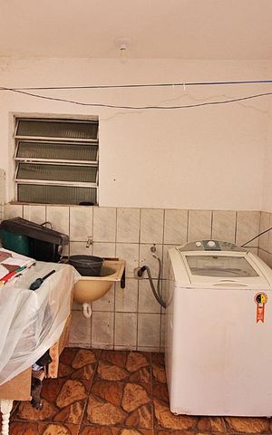Casa à venda com 187m², 4 quartos e 3 vagasLavanderia