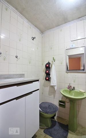 Casa à venda com 187m², 4 quartos e 3 vagasBanheiro Social 1