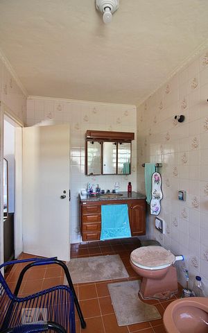 Casa à venda com 187m², 4 quartos e 3 vagasBanheiro da Suíte
