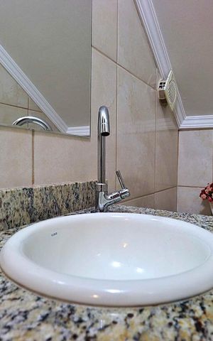 Casa à venda com 278m², 3 quartos e 2 vagasLavabo