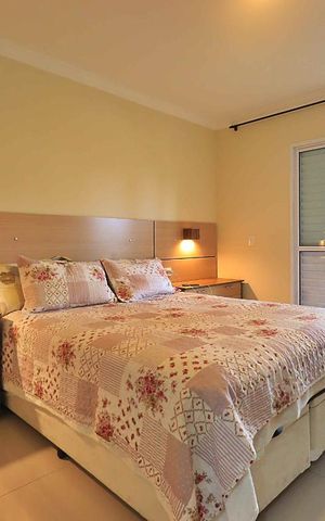 Casa à venda com 278m², 3 quartos e 2 vagasQuarto 1 - Suíte