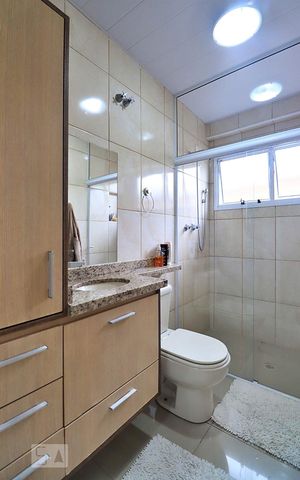 Casa à venda com 278m², 3 quartos e 2 vagasBanheiro da Suíte
