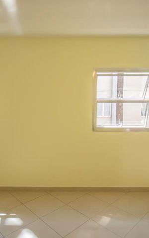 Apartamento para alugar com 72m², 3 quartos e sem vaga Apartamento para alugar com 72m², 3 quartos e sem vagaSala