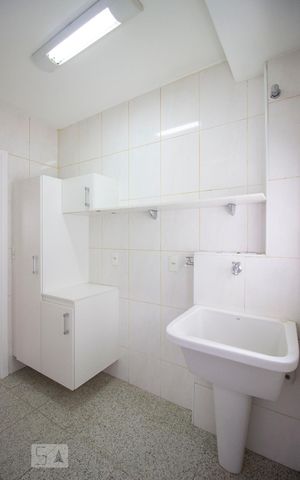 Apartamento à venda com 79m², 3 quartos e 2 vagasÁrea de Serviço