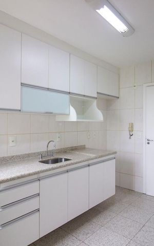 Apartamento à venda com 79m², 3 quartos e 2 vagasCozinha - Armários
