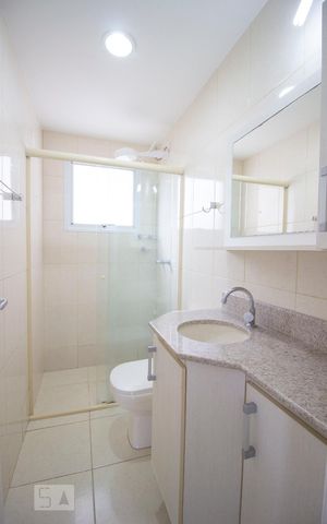 Apartamento à venda com 79m², 3 quartos e 2 vagasBanheiro da Suíte