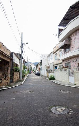 Casa de condomínio à venda com 254m², 3 quartos e 2 vagas Casa de condomínio à venda com 254m², 3 quartos e 2 vagasÁrea Comum
