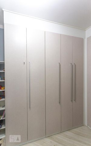 Apartamento à venda com 53m², 2 quartos e 1 vagaArmário