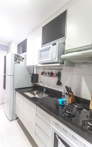 Apartamento à venda com 53m², 2 quartos e 1 vagaCozinha