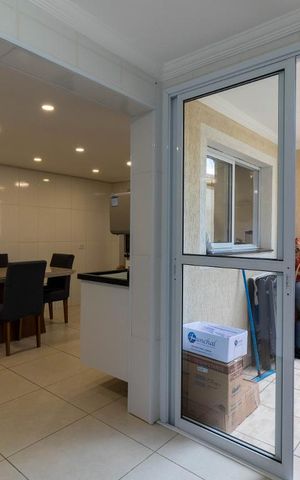 Casa à venda com 130m², 3 quartos e 2 vagasÁrea de Serviço