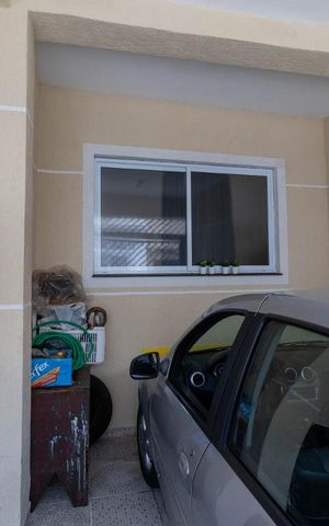Casa à venda com 130m², 3 quartos e 2 vagasGaragem