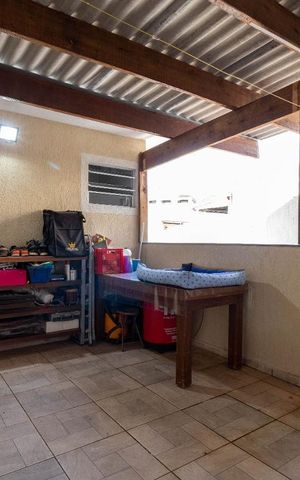 Casa à venda com 130m², 3 quartos e 2 vagasÁrae de Lazer e Serviço