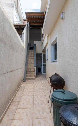 Casa à venda com 130m², 3 quartos e 2 vagasQuintal
