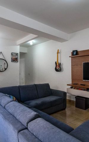 Casa à venda com 130m², 3 quartos e 2 vagasSala 