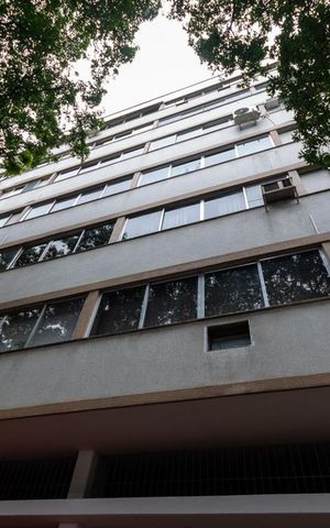 Apartamento à venda com 90m², 2 quartos e 1 vagaFachada