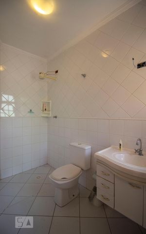 Casa de condomínio à venda com 700m², 4 quartos e 4 vagasBanheiro da Suíte 3