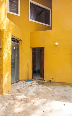 Casa de condomínio à venda com 700m², 4 quartos e 4 vagasÁrea de Serviço