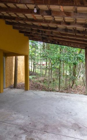 Casa de condomínio à venda com 700m², 4 quartos e 4 vagasvaranda