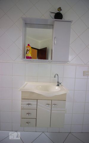 Casa de condomínio à venda com 700m², 4 quartos e 4 vagasBanheiro da Suíte 4