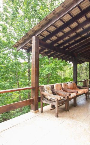 Casa de condomínio à venda com 700m², 4 quartos e 4 vagasVaranda gourmet