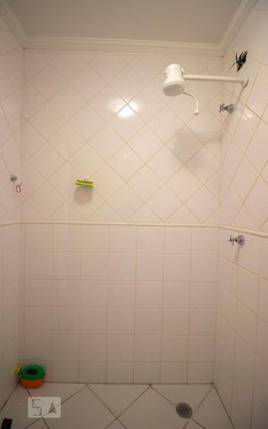 Casa de condomínio à venda com 700m², 4 quartos e 4 vagasBanheiro da Suíte 2