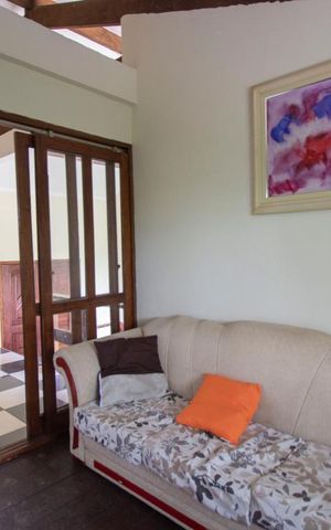 Casa de condomínio à venda com 700m², 4 quartos e 4 vagasSala de TV