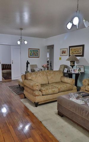 Apartamento à venda com 227m², 4 quartos e 2 vagasSala
