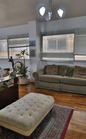 Apartamento à venda com 227m², 4 quartos e 2 vagasSala