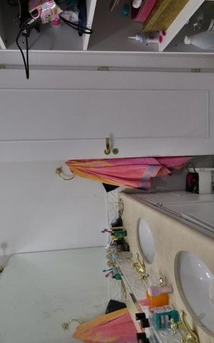 Apartamento à venda com 227m², 4 quartos e 2 vagasBanheiro Suíte 1