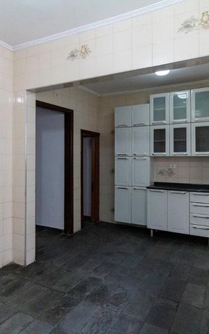 Casa para alugar com 120m², 3 quartos e sem vagaCozinha