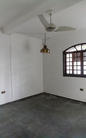 Casa para alugar com 120m², 3 quartos e sem vagaSala