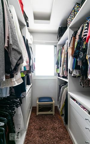 Apartamento para alugar com 104m², 3 quartos e 3 vagasCloset