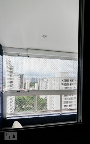 Apartamento para alugar com 104m², 3 quartos e 3 vagasCloset