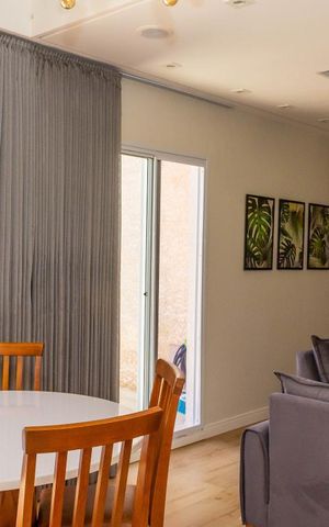 Apartamento à venda com 116m², 4 quartos e 2 vagas Apartamento à venda com 116m², 4 quartos e 2 vagasSala