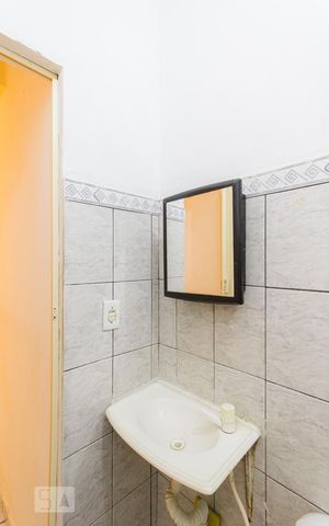 Casa à venda com 510m², 10 quartos e 6 vagas Casa à venda com 510m², 10 quartos e 6 vagasBanheiro