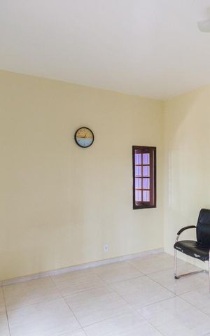 Casa à venda com 510m², 10 quartos e 6 vagas Casa à venda com 510m², 10 quartos e 6 vagasQuarto