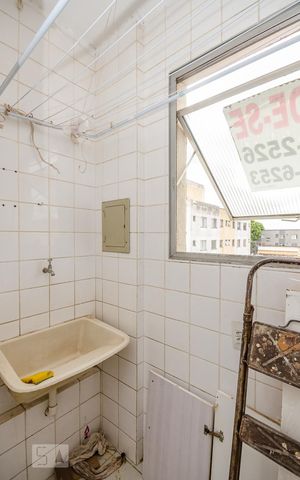 Apartamento à venda com 70m², 3 quartos e 1 vagaÁrea de Serviço