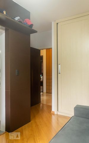 Casa à venda com 247m², 3 quartos e 4 vagas Casa à venda com 247m², 3 quartos e 4 vagasSuíte 3