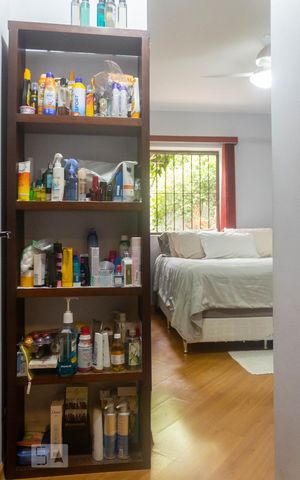 Casa à venda com 247m², 3 quartos e 4 vagas Casa à venda com 247m², 3 quartos e 4 vagasSuíte 3