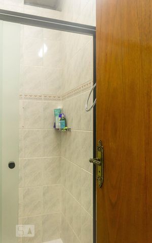 Casa à venda com 247m², 3 quartos e 4 vagas Casa à venda com 247m², 3 quartos e 4 vagasBanheiro Suíte 3