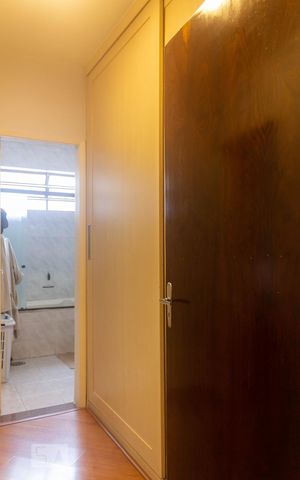 Casa à venda com 247m², 3 quartos e 4 vagas Casa à venda com 247m², 3 quartos e 4 vagasSuíte 1