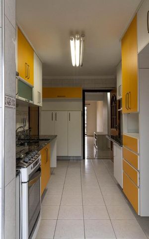 Apartamento à venda com 86m², 2 quartos e 2 vagasÁrea de Serviço