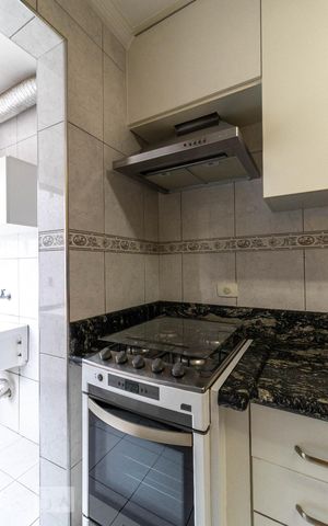 Apartamento à venda com 86m², 2 quartos e 2 vagasCozinha - Fogão e Exaustor